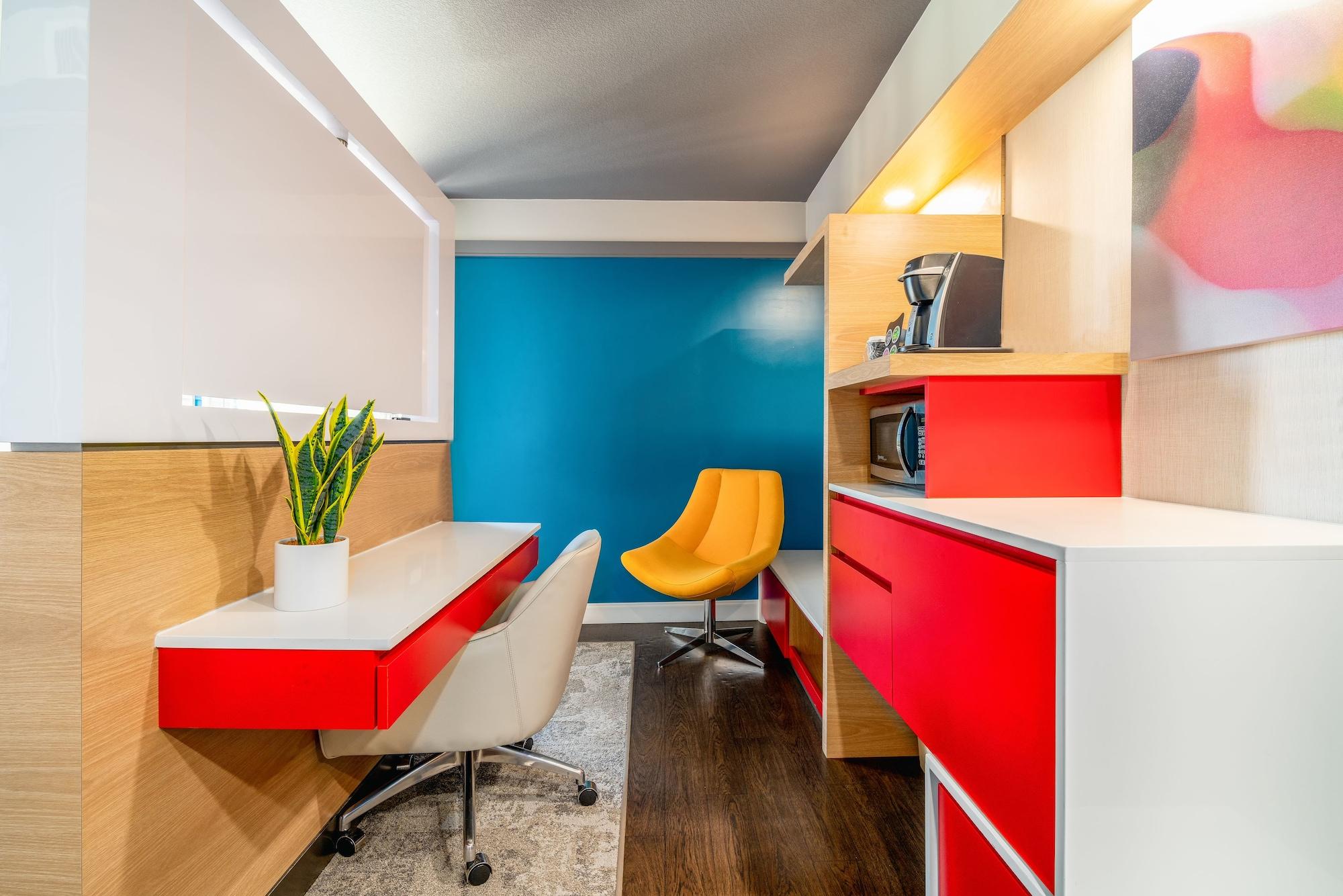 Century Park Hotel La (Adults Only) Лос-Анджелес Экстерьер фото