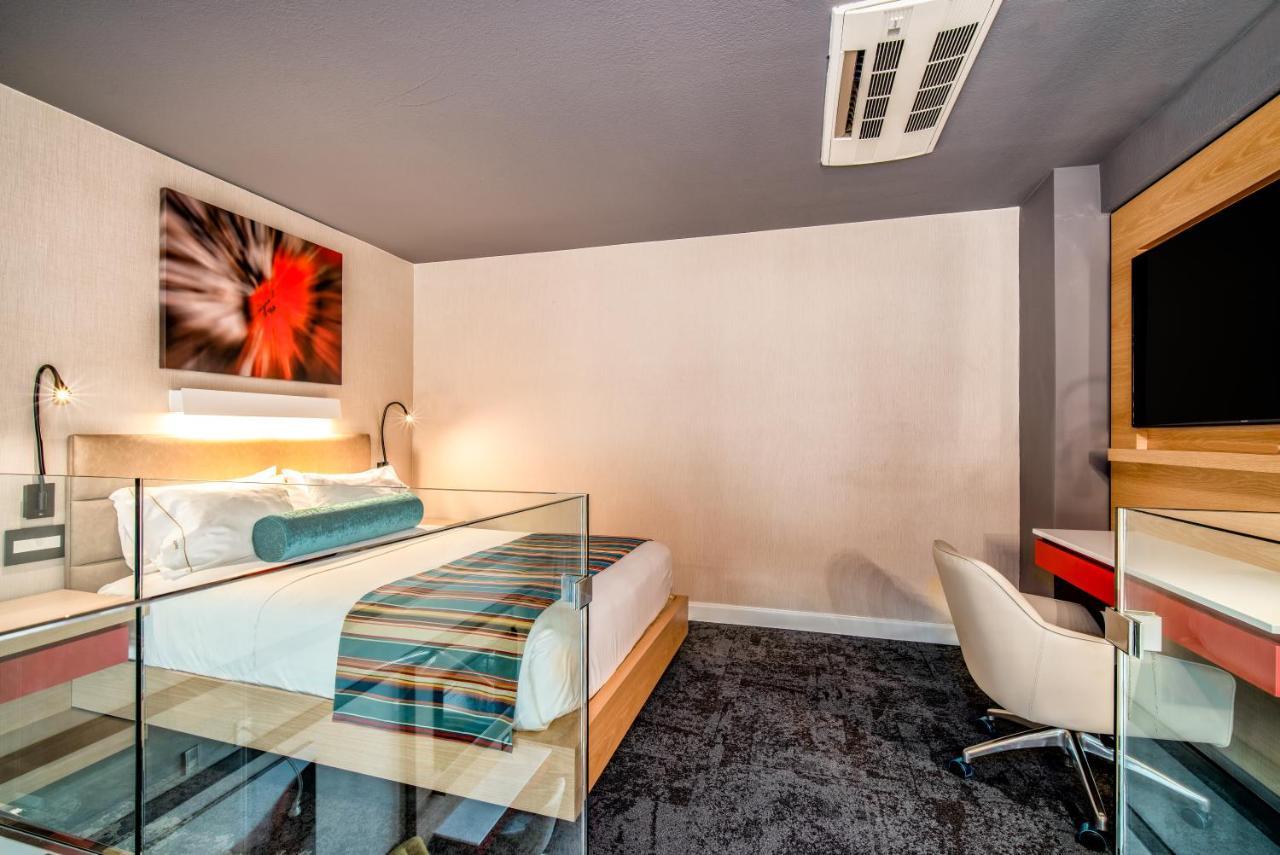 Century Park Hotel La (Adults Only) Лос-Анджелес Экстерьер фото